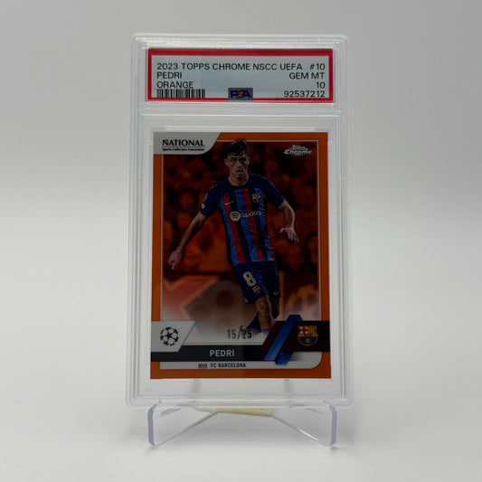Pedri - FC Barcelona - Topps Chrome UCC 2023 - National Edition - 15/25 - PSA 10