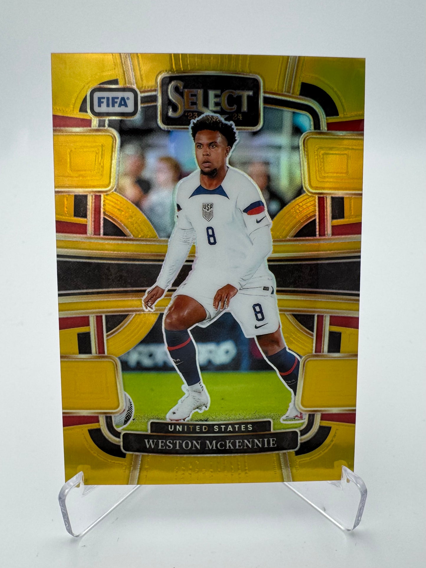 Weston McKennie - United States - Panini Select FIFA 23/24 - 08/10