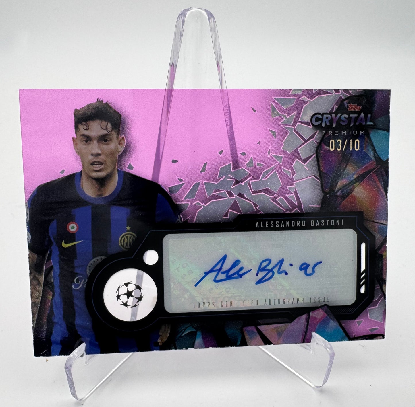 Alessandro Bastoni - FC Internazionale Milano - Topps Crystal Premium UCC 23/24 - Auto - 03/10