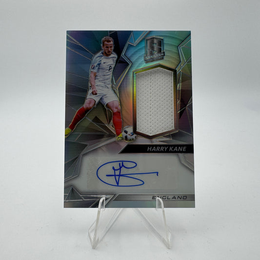 Harry Kane - England - Panini Spectra 2016/17 - Autograph Relic 077/149
