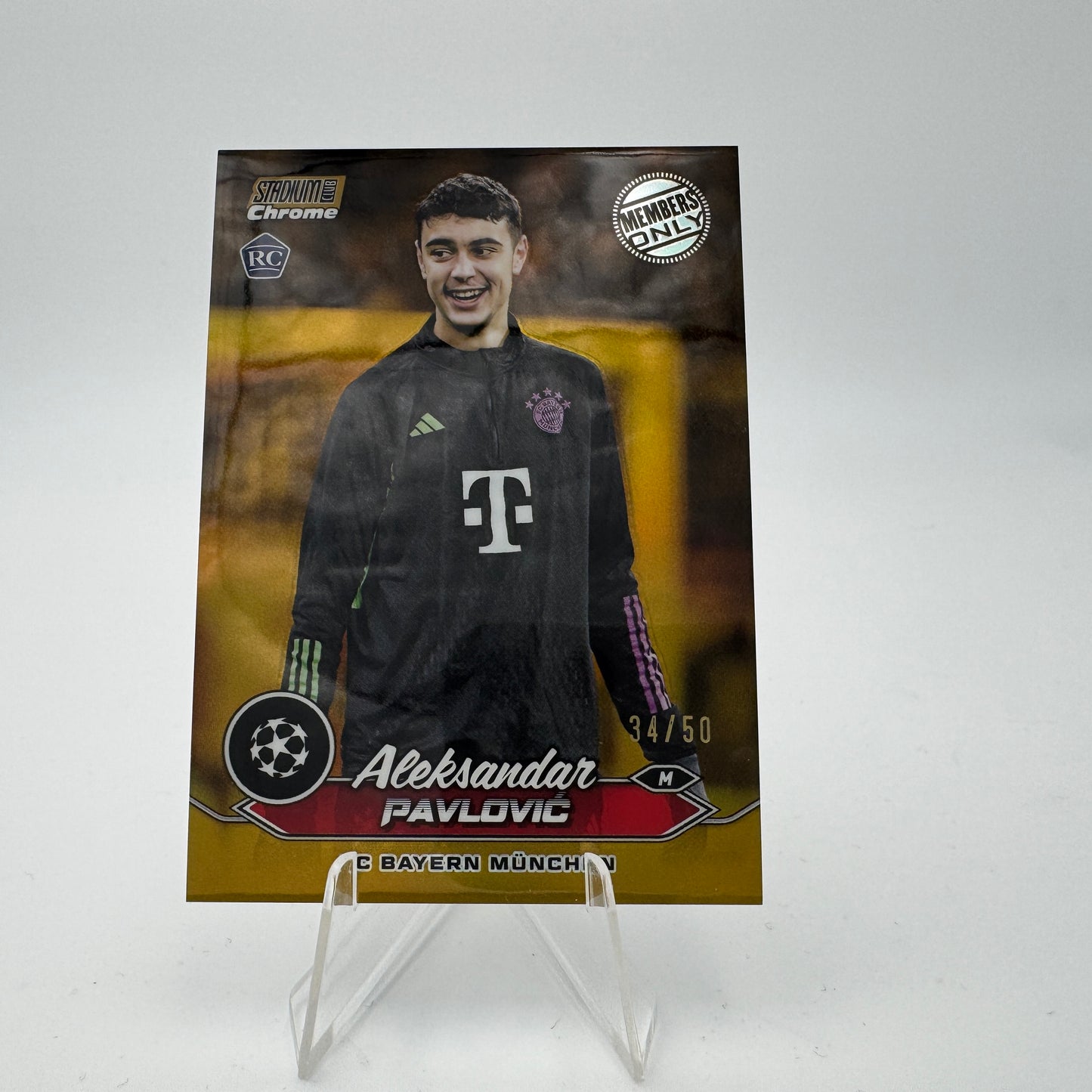 Aleksandar Pavlovic RC - Bayern Munchen - Topps Stadium Chrome 2023/24 - 34/50 STAMP Members Only