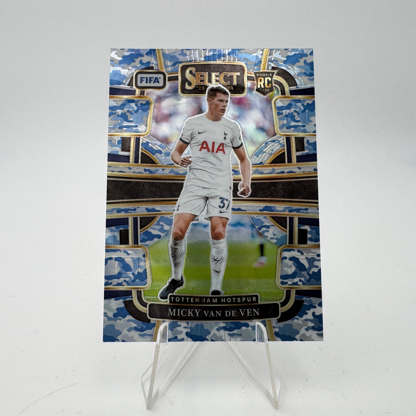 Micky Van De Ven RC - Tottenham Hotspur - Panini Select FIFA 2023/24 - 17/99