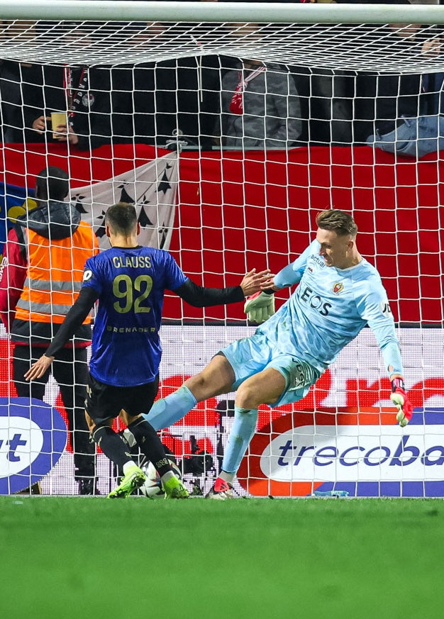 Maillot de foot porté et signé - Joueur: Jonathan Clauss – OGC Nice
