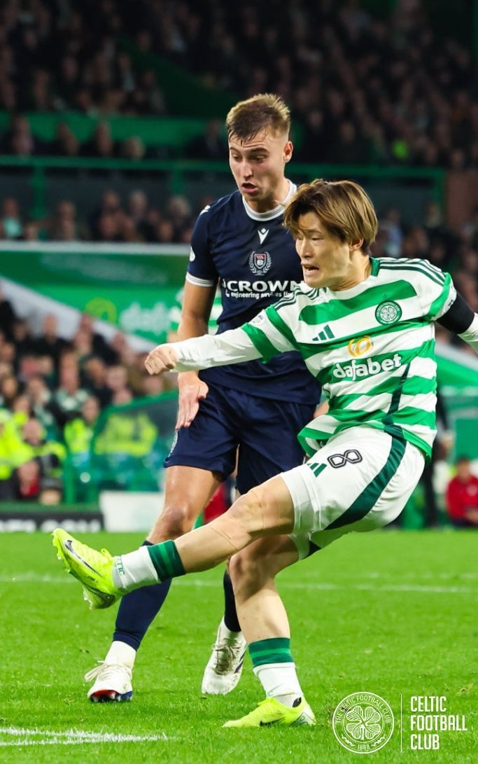 Maillot de foot porté et signé - Joueur: Kyogo Furuhashi 古橋亨梧 - Celtic