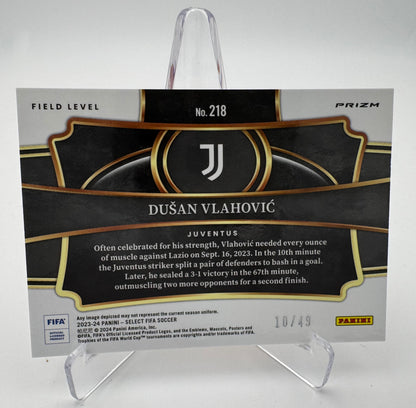 Dusan Vlahovic - Juventus - Panini Select FIFA 23/24 - 10/49