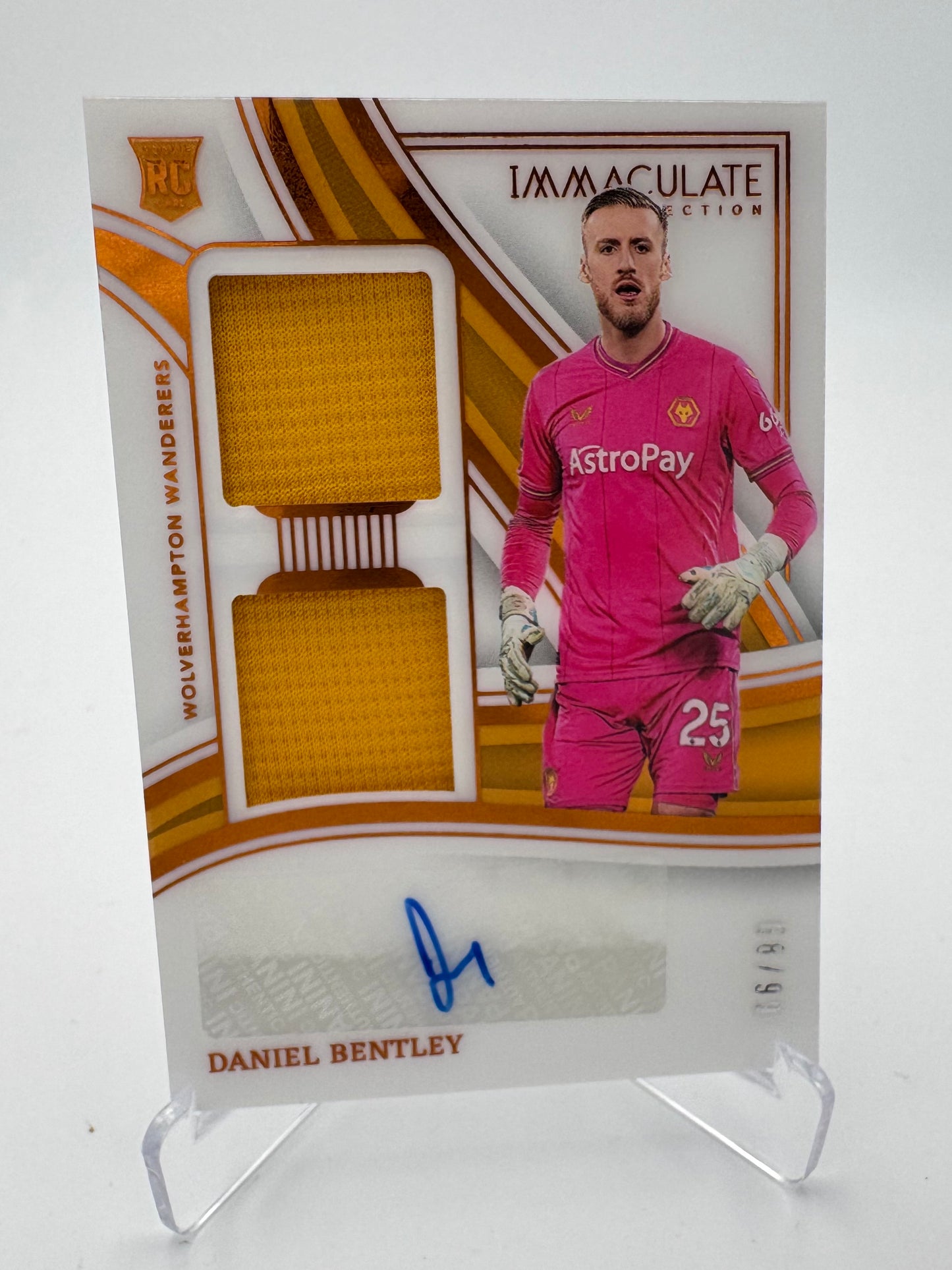Daniel Bentley - Wolverhampton Wanderers - Panini Immaculate 23/24 - Auto/Relic - 08/99