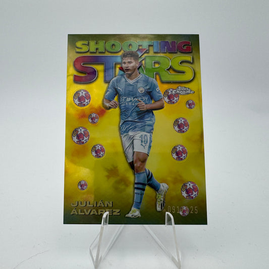 Julian Alvarez - Manchester City - Topps Chrome UCC 2023/24 - 091/125 Shooting Stars
