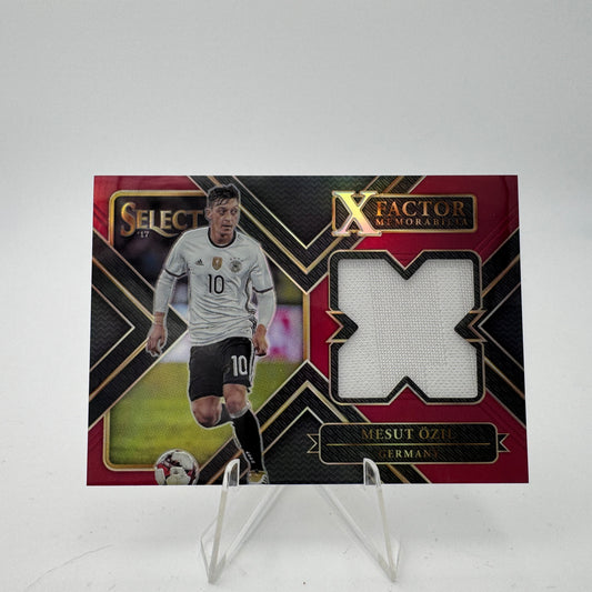 Mesut Ozil - Germany - Panini Select 2017/18 - Relic 060/199